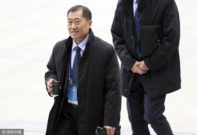 影片中，宇宙内将会出现一支令人震惊的超级英雄团队，他们已经在地球生活了上千年的外星人，名为永恒族。