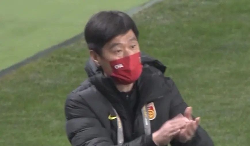 早在2009年、2010年，侯孝贤就曾鼓励舒淇：“可以自己写自己的故事，拍电影没有那么多框框，想要拍、想要做，那是最主要的动力”。