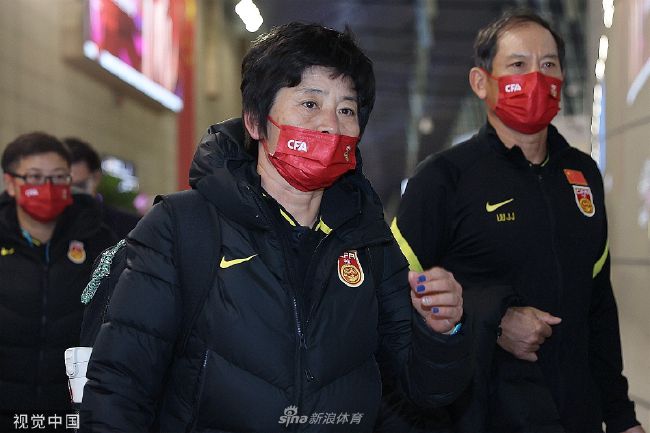 ” 许鞍华透露执 梁朝伟、洪金宝同框！