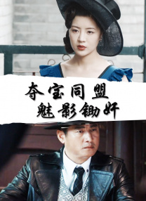 照片中，鲁妮·玛拉身穿蓬松的半身裙，上身搭配短款牛仔外套，推着婴儿车的她孕肚高耸。