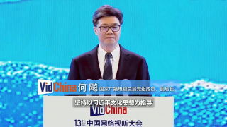 朱珠班嘉佳性感加盟《脱轨时代》 演闺蜜对情敌 2014-01-03 由陆川任监制，张静初首任制片人，青年鬼才导演五百执导的都市治愈爱情大片《脱轨时代》定于3月7日三八档上映。